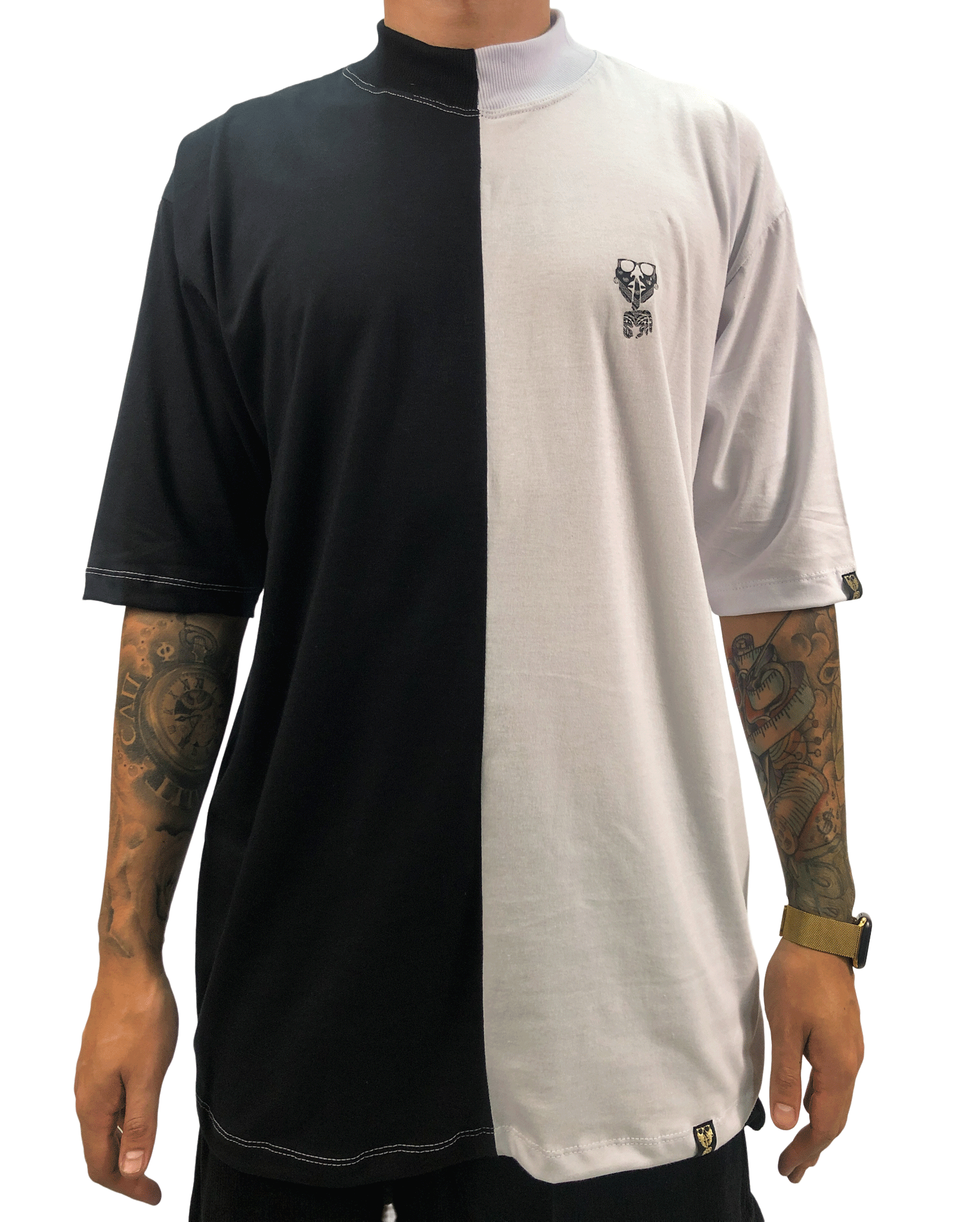 camiseta semi long oversized black white